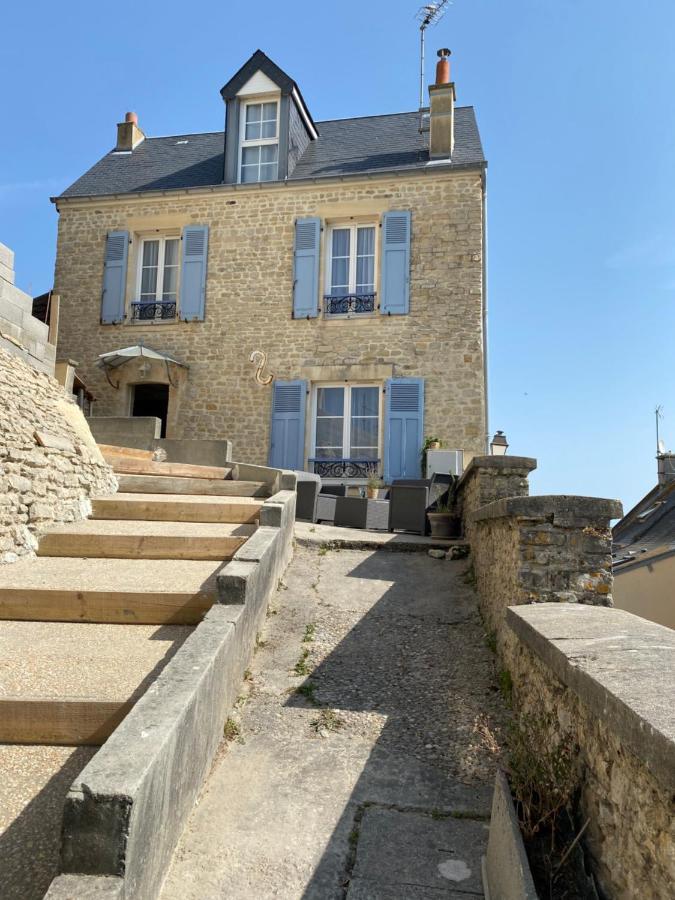 La Maison Bleue Port-en-Bessin-Huppain Bagian luar foto