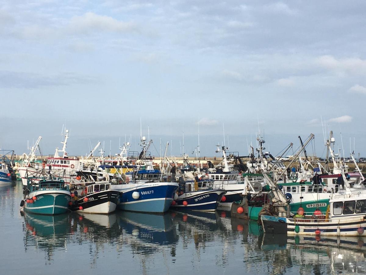 La Maison Bleue Port-en-Bessin-Huppain Bagian luar foto
