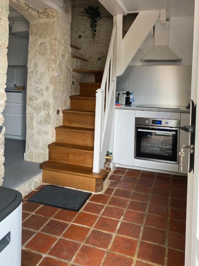 La Maison Bleue Port-en-Bessin-Huppain Bagian luar foto