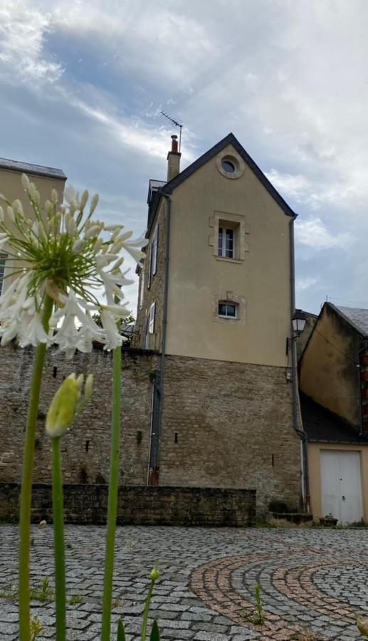 La Maison Bleue Port-en-Bessin-Huppain Bagian luar foto